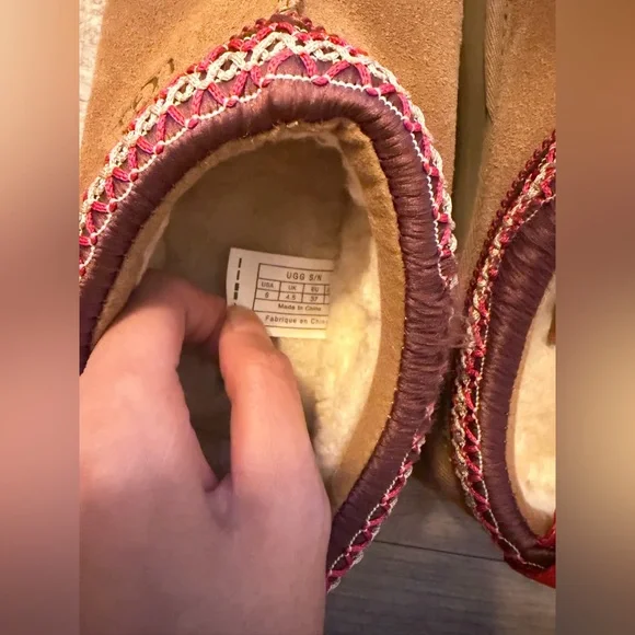 UGG Tasman in Brown and Red - Picture 5 of 9